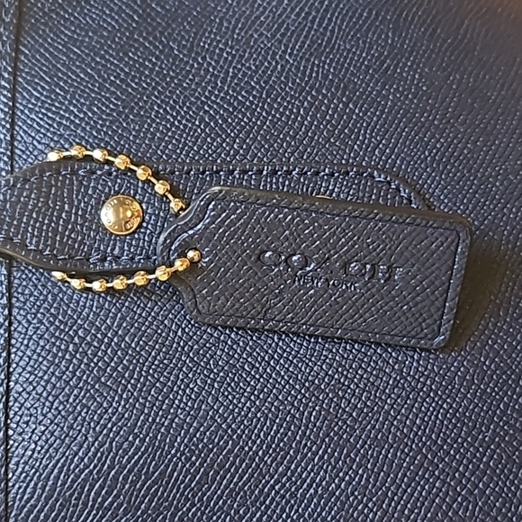 Coach City Tote - Picture 3 of 9